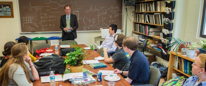 Dr. Joseph Shields at Society of Physics Students meeting.