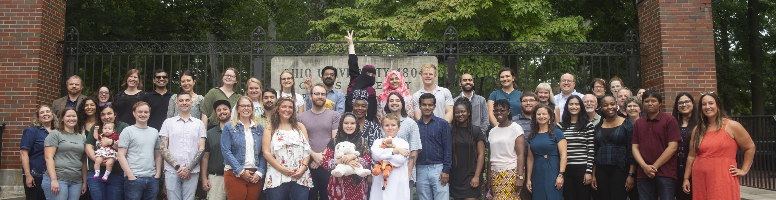 COMS graduate students and faculty on college green