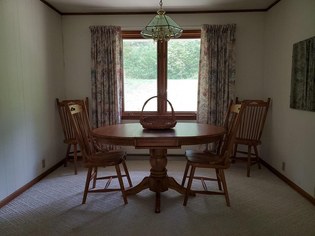 8225 Dairy Lane Dining Room