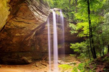 Hocking Hills waterfall