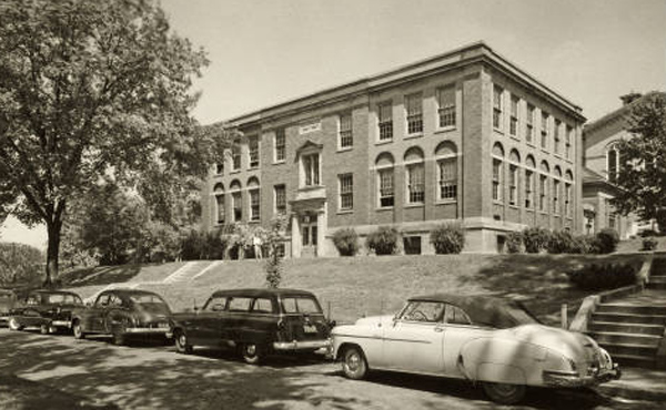 E.W. Scripps Hall looking northwest from Park Place, early 1950s