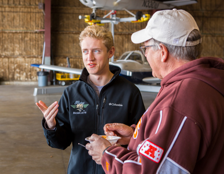 Student aviators serve up chili cookoff for OHIO Dad’s Weekend Ohio