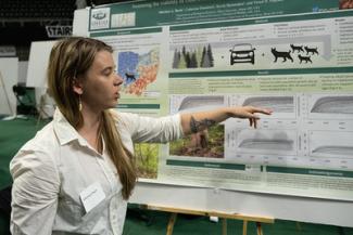 Photo of Marissa Dyck presenting at the 2022 Student Expo