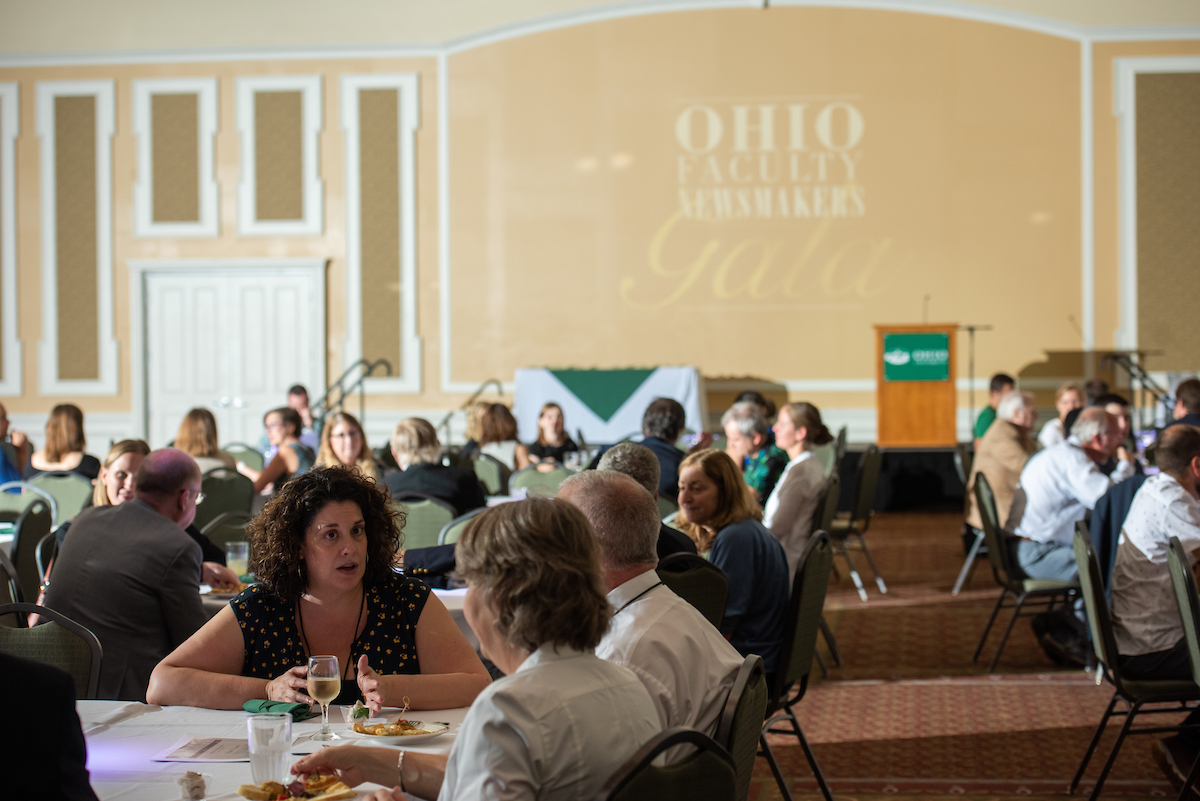 Faculty enjoy food and conversation at the 2019 Faculty Newsmakers Gala