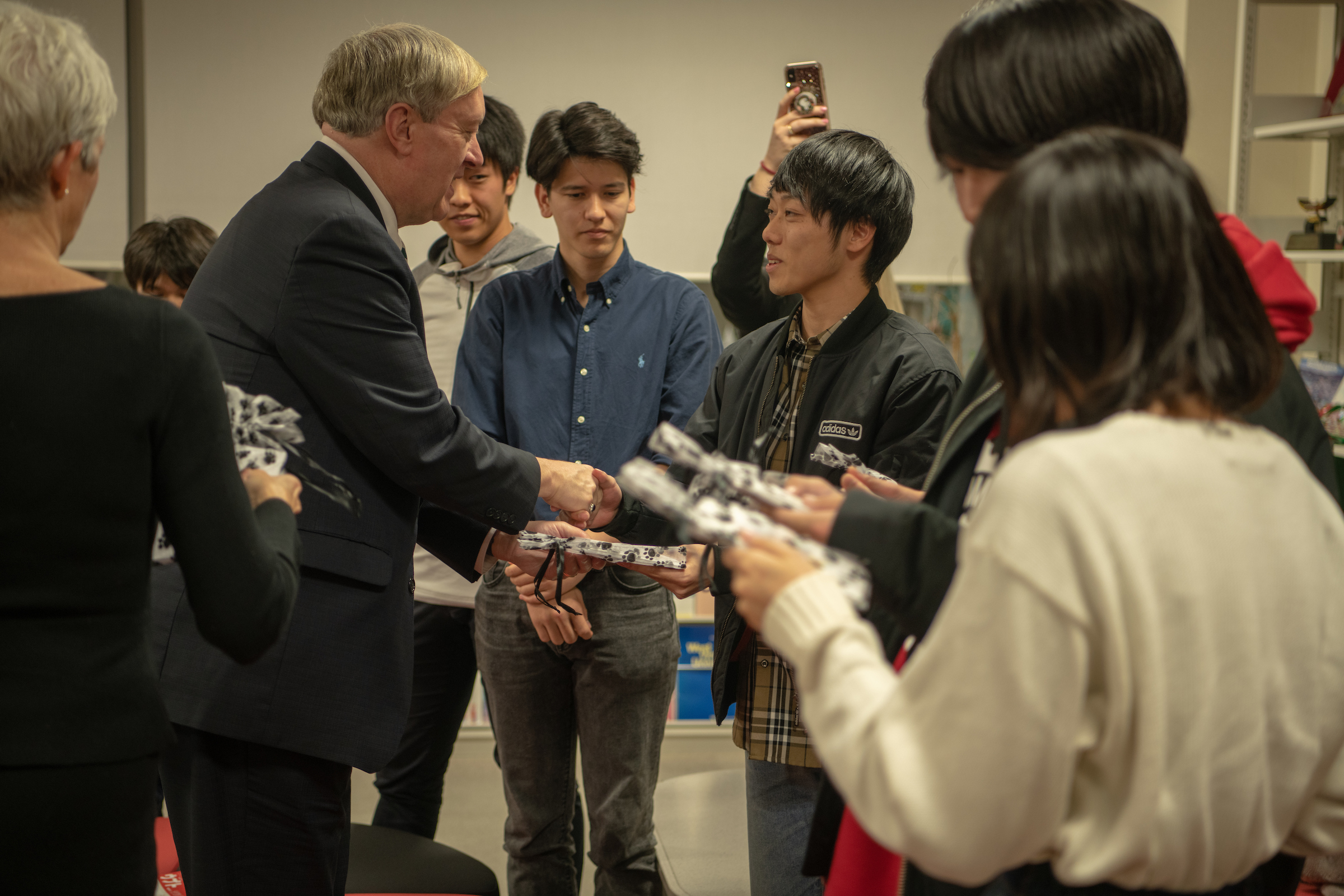 Chubu students with president Nellis 2018