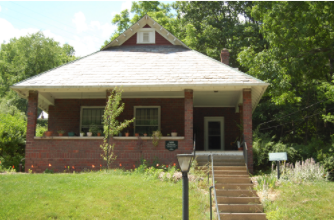 Photo of the OHIO Ecohouse