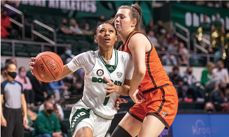 Just a week after breaking OHIO basketball’s scoring record, Cece Hooks set the all-time scoring record for the MAC. Photo by Eli Burris, BSJ ’16