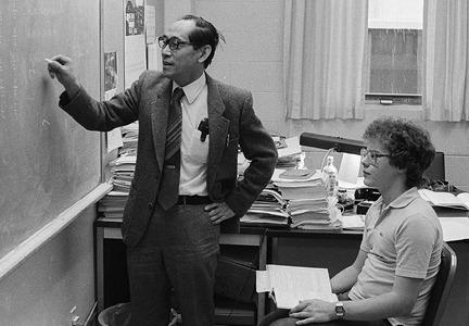 Tomoyasu Tanaka becomes director of Chubu’s Center for International Affairs. He continues to teach part of the year at Ohio University.