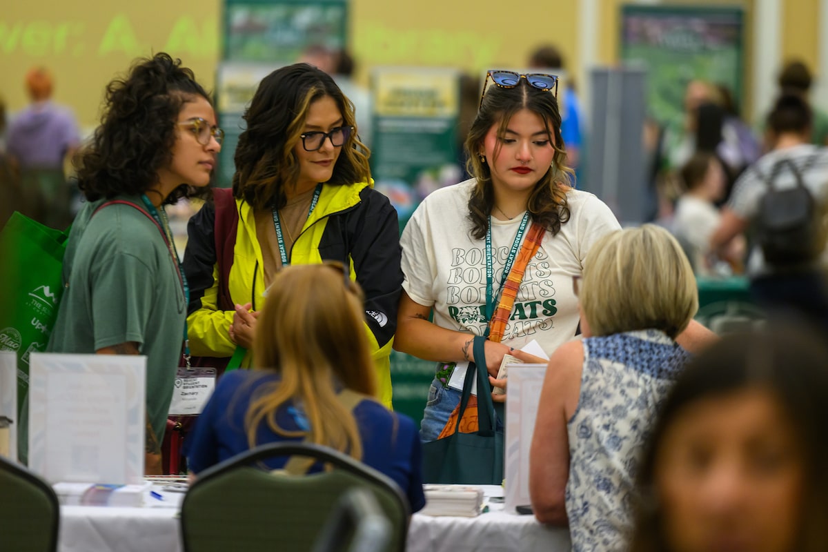 Ohio University students attend the resource fair in Baker Center at 2024 Bobcat Student Orientation.