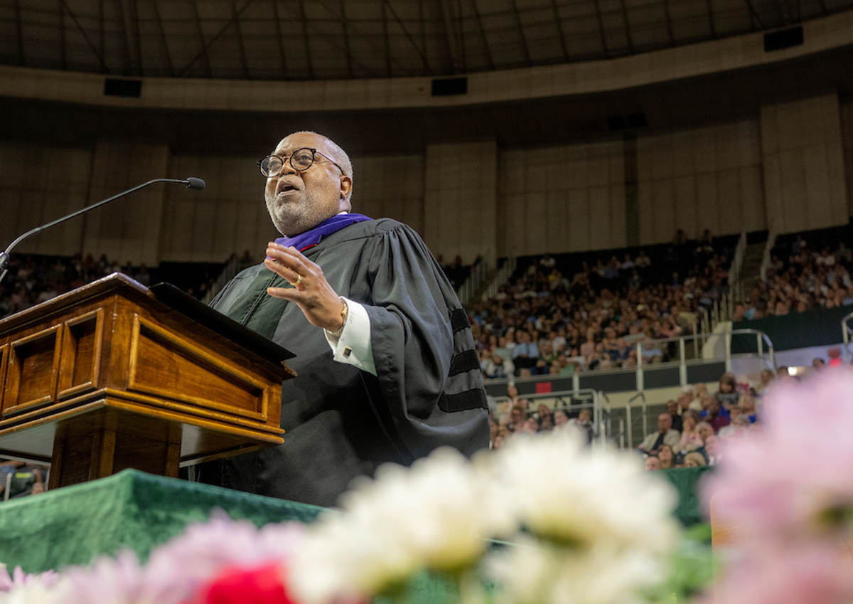 Judge Newman speaks at Spring undergraduate commencement 2024