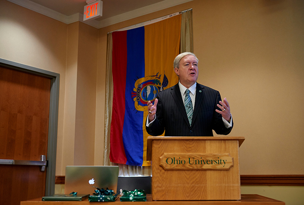 Ohio University President M. Duane Nellis delivers opening remarks at the welcome reception for the PUCE delegation.