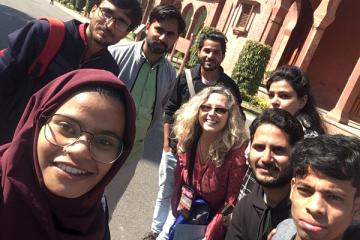 Dr. Emilia Alonso-Sameño with faculty and students from Aligarh Muslim University in February 2020.