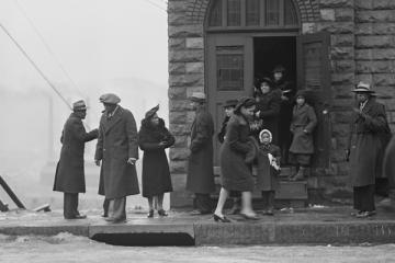 This photo was taken in Pittsburgh, PA, in January 1940 by Jack Delano and is provided courtesy of the Farm Security Administration.